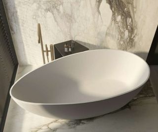 Ванна из искусственного камня AquaStone Милана 168x78см белый